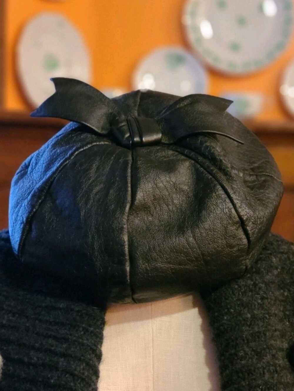 Betmar Vinatge 1960s Black Leather Cap - Circumference 22.5"